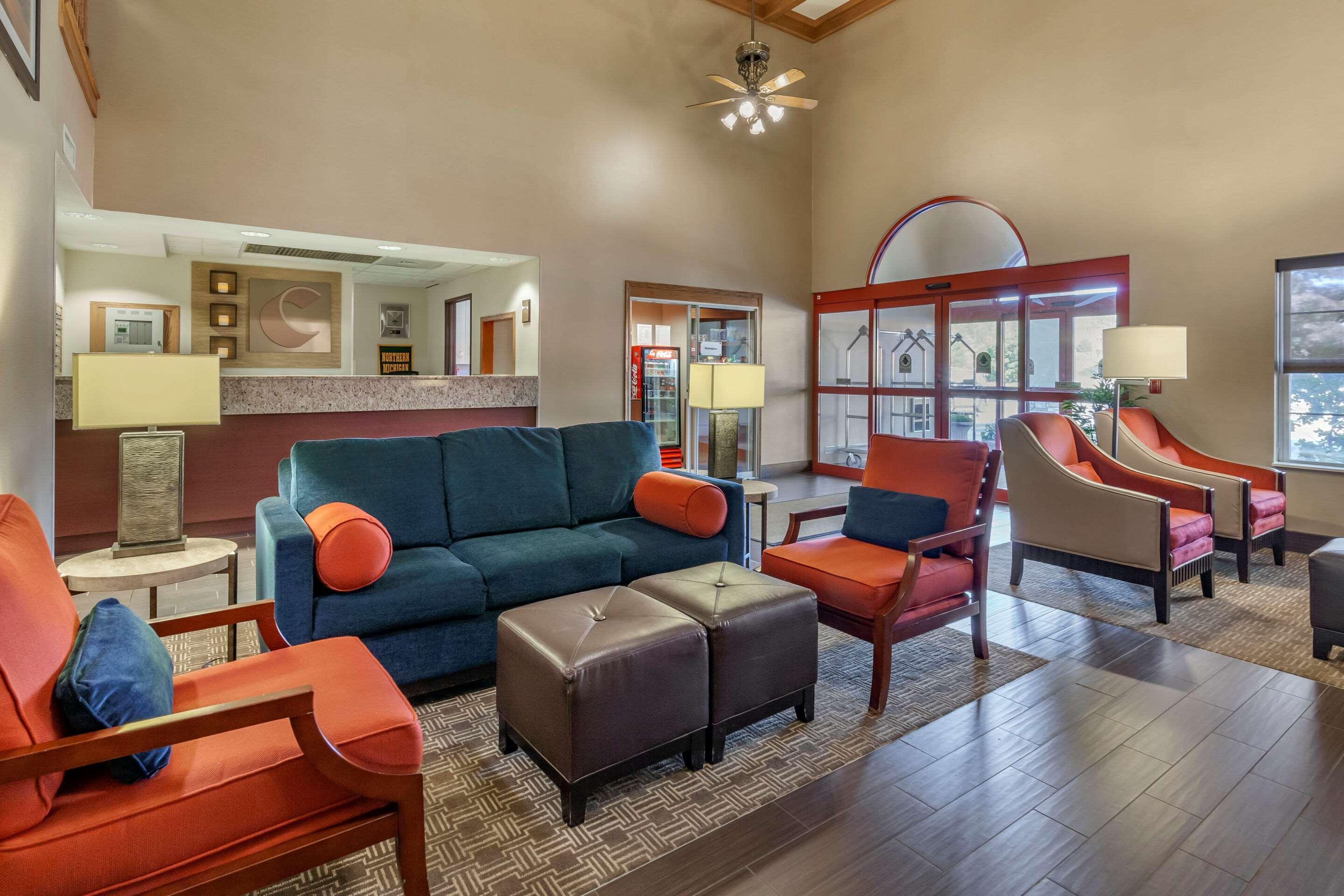 Comfort Suites Marquette Dış mekan fotoğraf